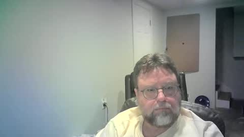 Mr. Happy online show from February 28, 3:59 am