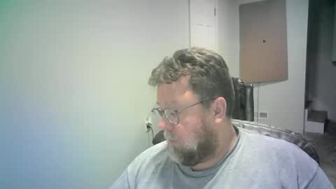 Mr. Happy online show from March 7, 5:15 am