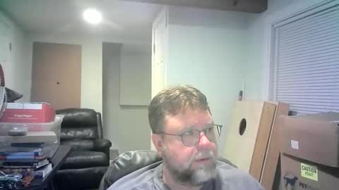 Mr. Happy online show from April 21, 5:13 am