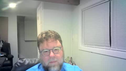 Mr. Happy online show from June 6, 7:25 am
