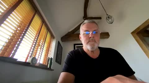Misterblivs online show from March 12, 2:25 pm