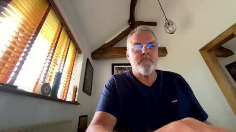 Misterblivs online show from June 6, 11:49 am