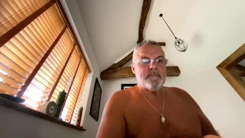 Misterblivs online show from July 26, 8:08 am
