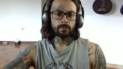    online show from April 20, 6:02 pm