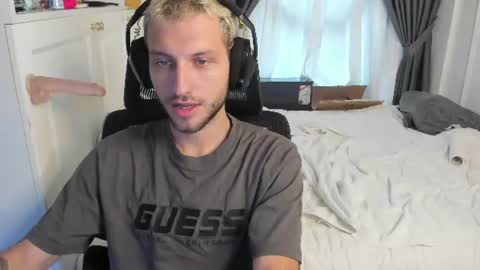 Alex online show from August 9, 9:54 am
