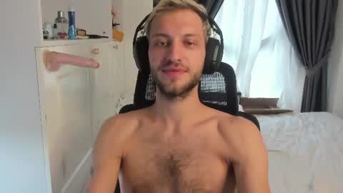 Alex online show from August 11, 8:49 am