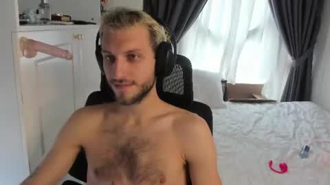Alex online show from August 15, 7:01 am