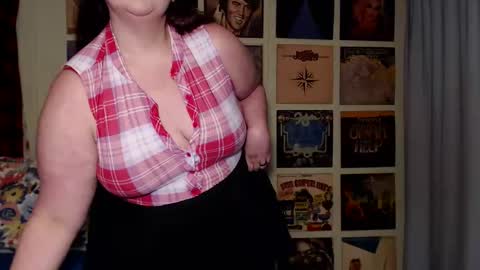 mistress_hailey online show from April 23, 5:17 pm