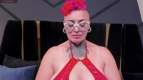 Sandy Mistress  online show from August 14, 1:20 am