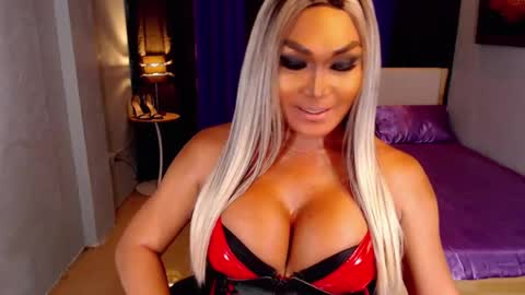 mistress AVA online show from August 9, 10:55 pm