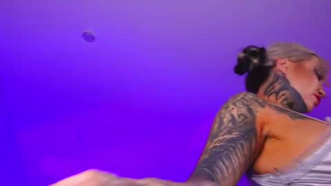 MistressDarkStar online show from June 29, 10:55 pm