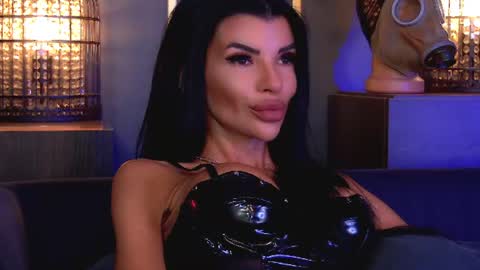 Elenia online show from June 26, 12:41 pm