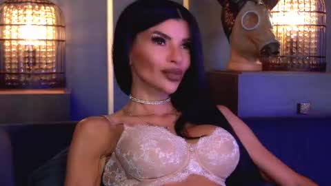 Elenia online show from July 2, 10:27 am