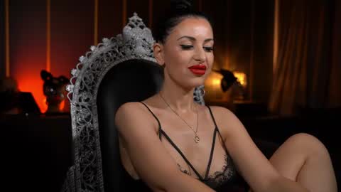 Mistress Kelly online show from July 18, 12:33 am