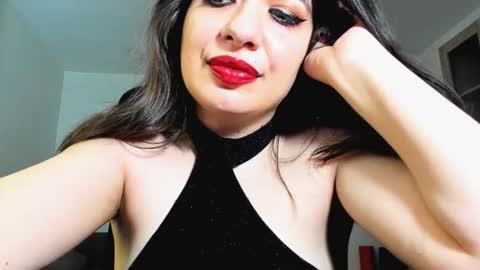 YourGoddessM online show from August 1, 6:19 am
