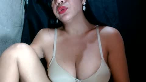 sandy online show from August 7, 2:11 am