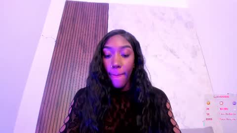 mistt_miaa online show from August 8, 9:26 pm