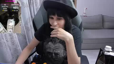 misty_dark online show from August 6, 10:31 pm