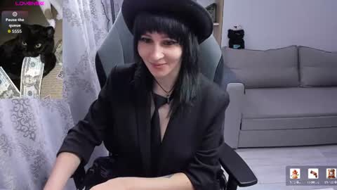 misty_dark online show from August 11, 8:33 pm