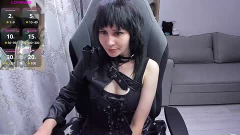 misty_dark online show from August 13, 7:06 pm