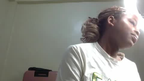 misty_shee online show from July 16, 7:14 pm