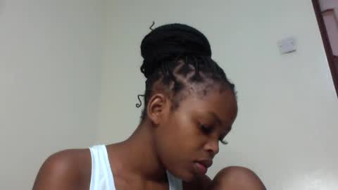 misty_shee online show from August 12, 6:43 pm