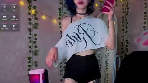 Misty  -  mistymarlow online show from August 7, 11:43 am