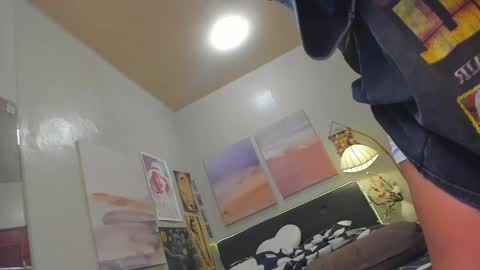 mona online show from May 22, 5:53 am