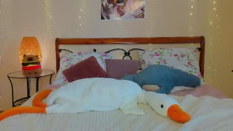 Miya online show from August 7, 2:44 am