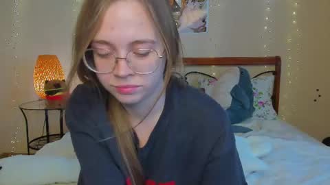 Miya online show from August 13, 4:37 am