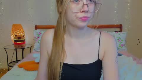 Miya online show from August 14, 3:54 am