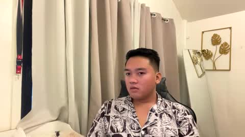 Michole Jay online show from June 8, 7:25 am
