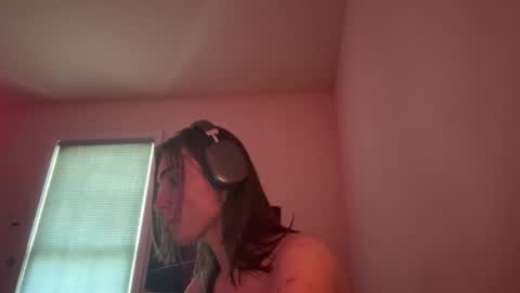 MJ Moore online show from August 6, 7:46 pm
