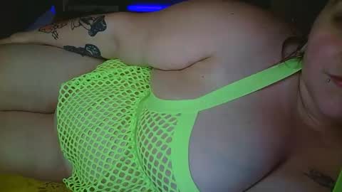 mkittenx online show from April 16, 10:49 pm