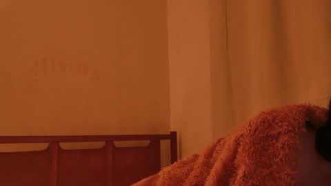 MoonLipson online show from August 11, 3:41 am