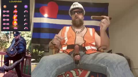 SMOKINsnakeEYEZ online show from May 30, 5:25 pm