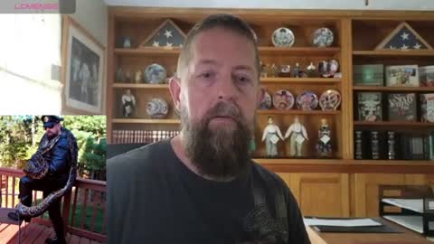 SMOKINsnakeEYEZ online show from July 10, 5:51 pm