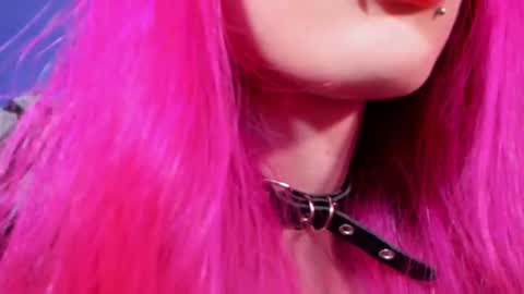 mnepohhh online show from July 7, 11:52 pm