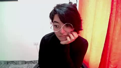 Sam online show from August 10, 4:41 pm