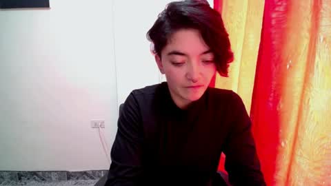 Sam online show from August 10, 8:21 pm