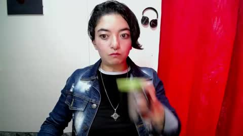 Sam online show from August 14, 11:47 am