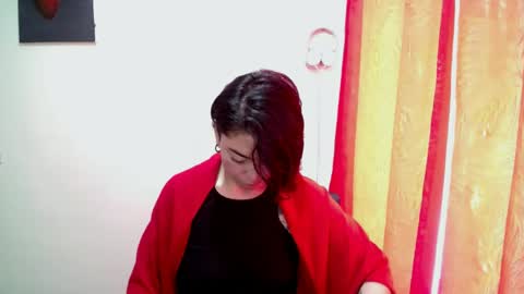 Sam online show from August 18, 2:01 pm