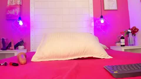 sophia  online show from July 21, 12:58 am