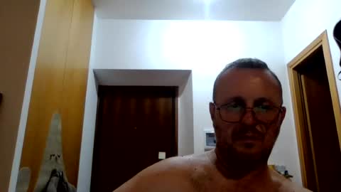 modesto1969 online show from August 8, 10:32 pm
