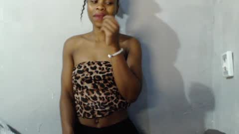 moghelslay online show from July 4, 9:28 pm