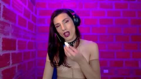 moira_hot online show from February 18, 10:40 pm