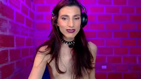 moira_hot online show from February 18, 11:46 pm