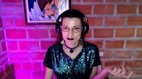 moira_hot online show from June 27, 4:05 am