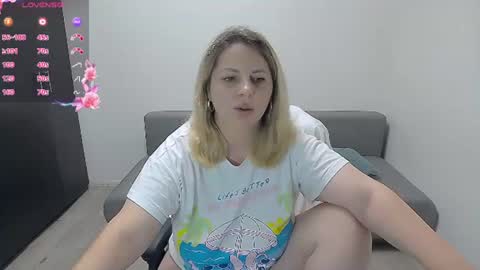 erika online show from July 31, 7:25 am