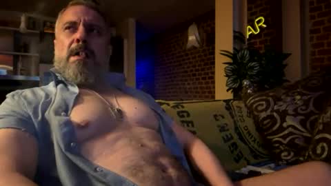 molitsrymale69 online show from July 8, 2:48 am